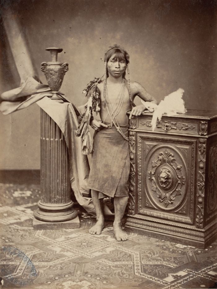 Chuncho salvaje de la Montana del Peru (Wild Amazonian Indian from the Forest Slopes of Eastern Peru (plate 122, Vistas del Peru album) [Photograph]