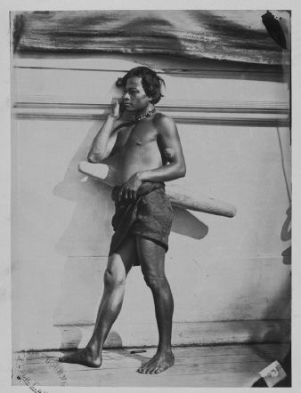 Vistas del Peru Album. Native Peruvian man (plate 123) [Photograph]
